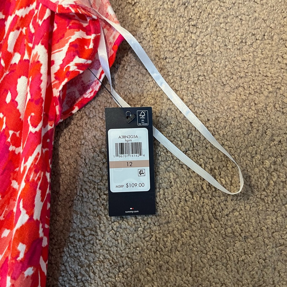 Tommy Hilfiger Women's Red and Pink Patterned Dress - Picture 4 of 9
